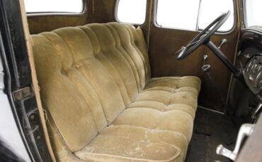 Chevrolet-Other-1933-Black-Tan-32