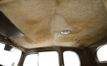 Chevrolet-Other-1933-Black-Tan-34