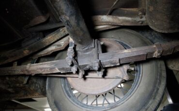 Chevrolet-Other-1933-Black-Tan-45