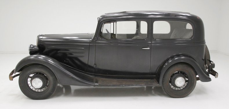 Chevrolet-Other-1935-Black-Pale-Green-1