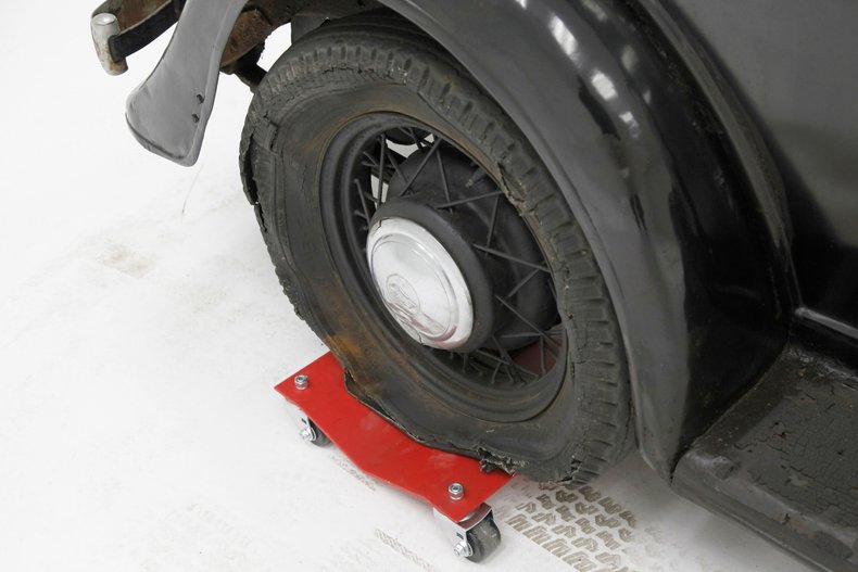 Chevrolet-Other-1935-Black-Pale-Green-14