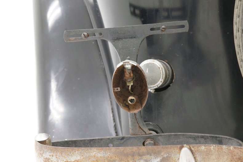 Chevrolet-Other-1935-Black-Pale-Green-2