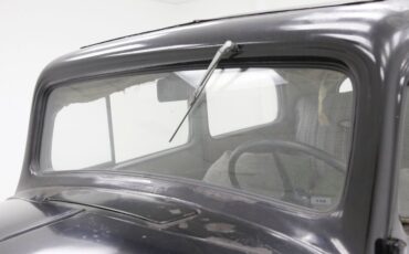 Chevrolet-Other-1935-Black-Pale-Green-26