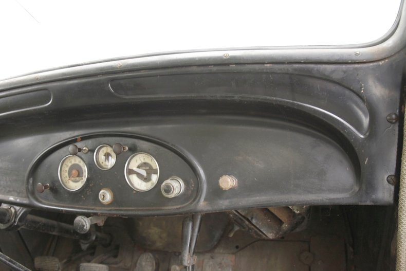 Chevrolet-Other-1935-Black-Pale-Green-37