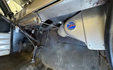 Chevrolet-Other-1952-Forester-Green-Black-15