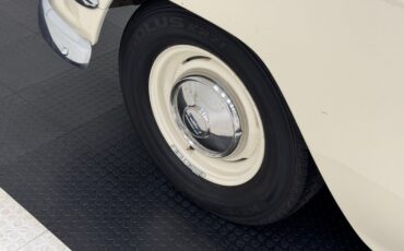 Chevrolet-Other-1954-Shoreline-Beige-Maroon-11