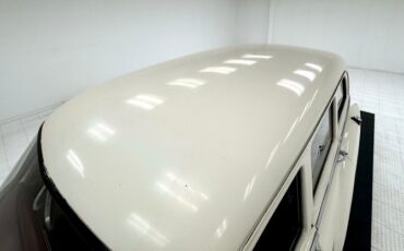 Chevrolet-Other-1954-Shoreline-Beige-Maroon-13