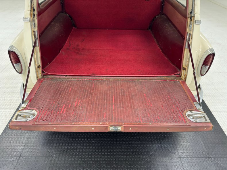 Chevrolet-Other-1954-Shoreline-Beige-Maroon-29