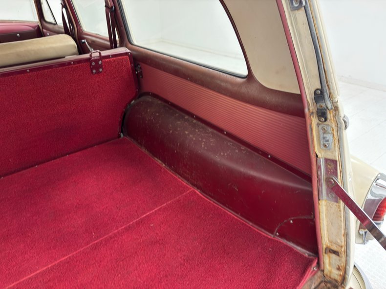 Chevrolet-Other-1954-Shoreline-Beige-Maroon-30