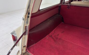 Chevrolet-Other-1954-Shoreline-Beige-Maroon-33