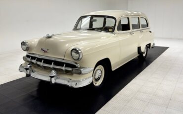 Chevrolet-Other-1954-Shoreline-Beige-Maroon