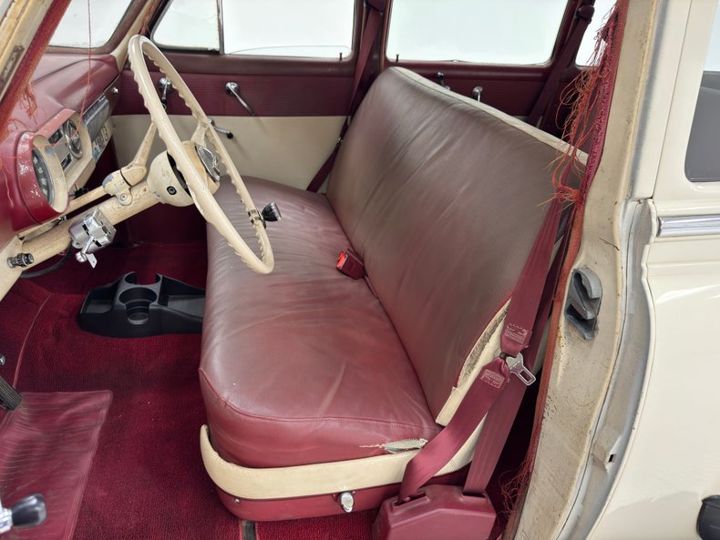 Chevrolet-Other-1954-Shoreline-Beige-Maroon-38