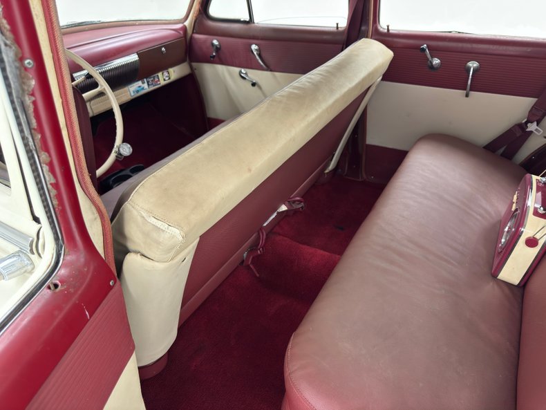 Chevrolet-Other-1954-Shoreline-Beige-Maroon-41