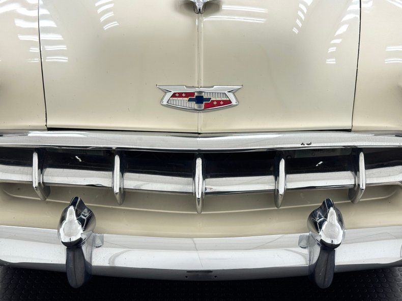 Chevrolet-Other-1954-Shoreline-Beige-Maroon-9