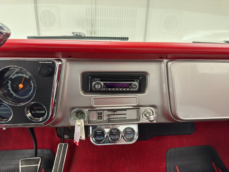 Chevrolet-Other-1969-Silver-Metallic-Red-1