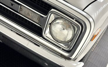 Chevrolet-Other-1969-Silver-Metallic-Red-12