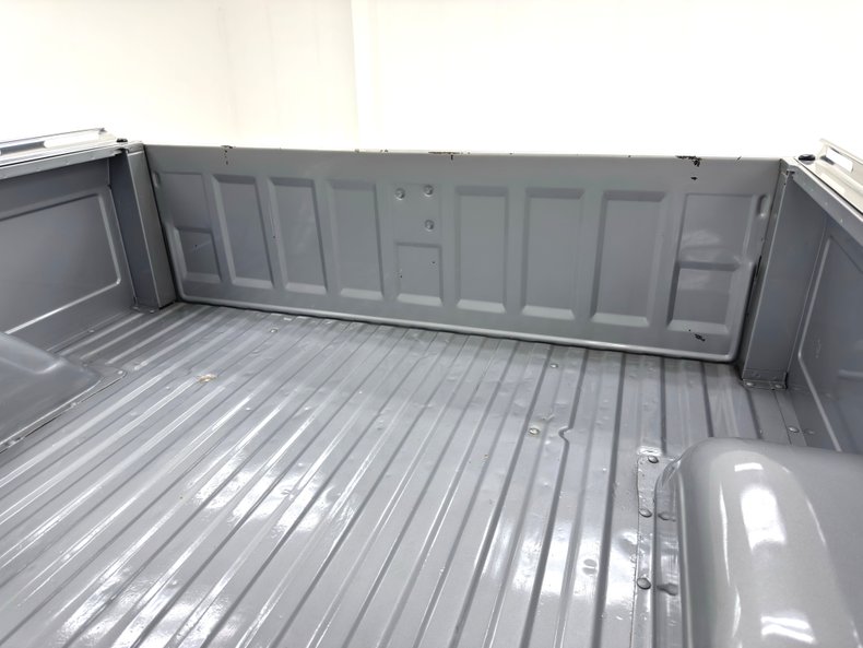 Chevrolet-Other-1969-Silver-Metallic-Red-20