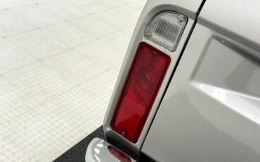 Chevrolet-Other-1969-Silver-Metallic-Red-21