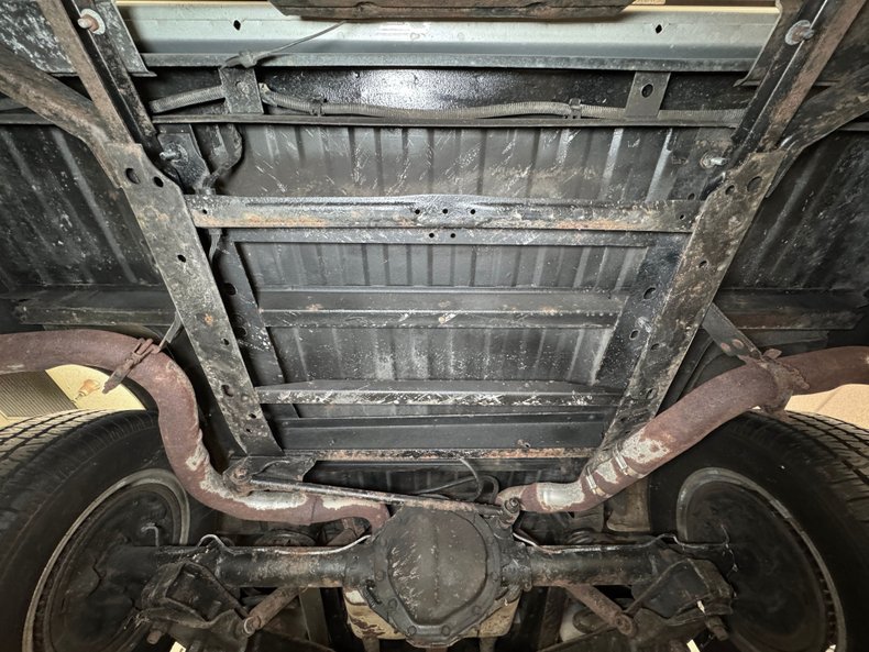 Chevrolet-Other-1969-Silver-Metallic-Red-4