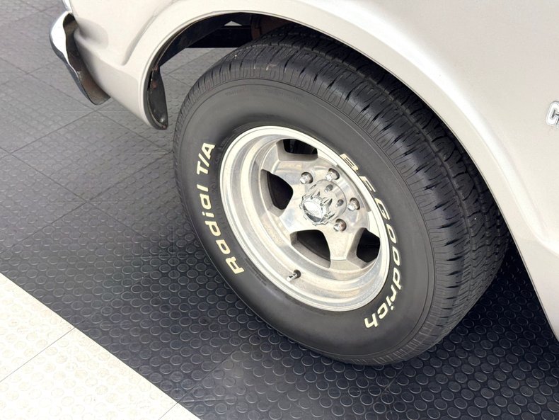 Chevrolet-Other-1969-Silver-Metallic-Red-45