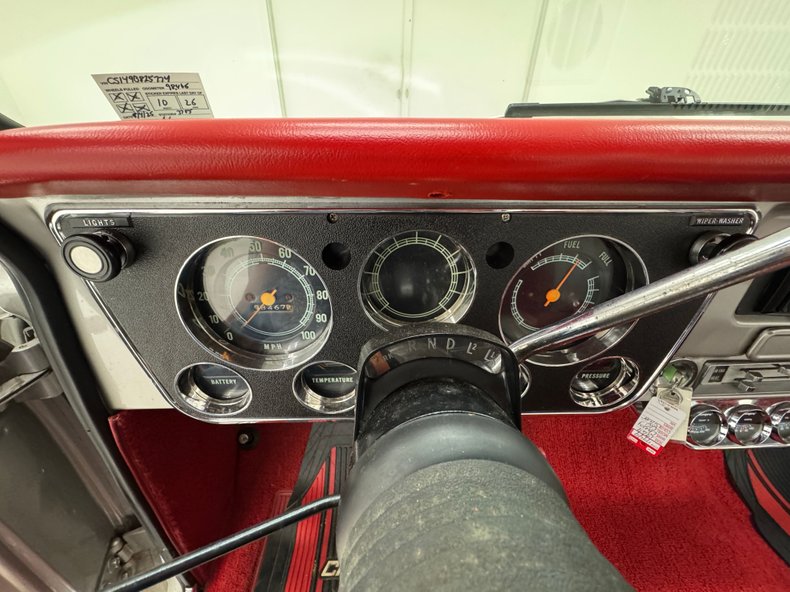 Chevrolet-Other-1969-Silver-Metallic-Red-47