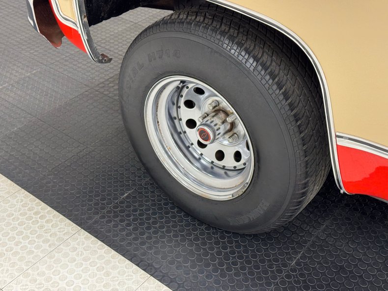 Chevrolet-Other-1973-Orange-Gray-13