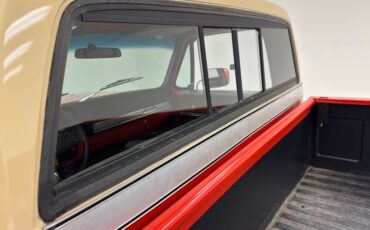 Chevrolet-Other-1973-Orange-Gray-18