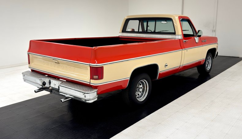 Chevrolet-Other-1973-Orange-Gray-3