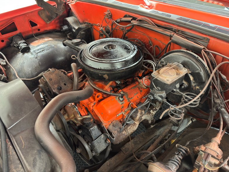 Chevrolet-Other-1973-Orange-Gray-30