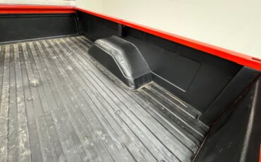 Chevrolet-Other-1973-Orange-Gray-31