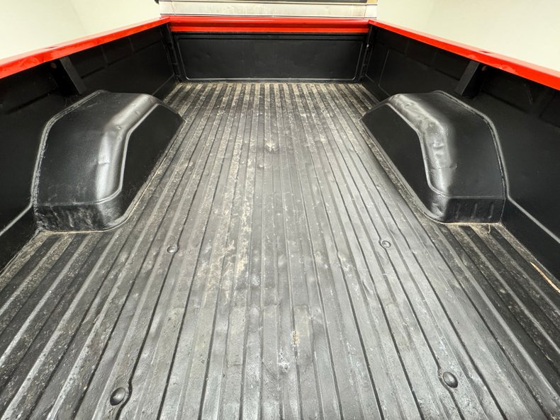 Chevrolet-Other-1973-Orange-Gray-32