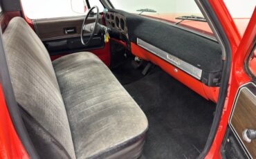 Chevrolet-Other-1973-Orange-Gray-41
