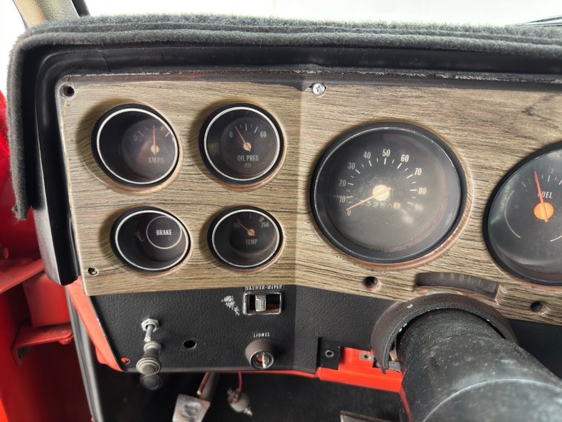 Chevrolet-Other-1973-Orange-Gray-44