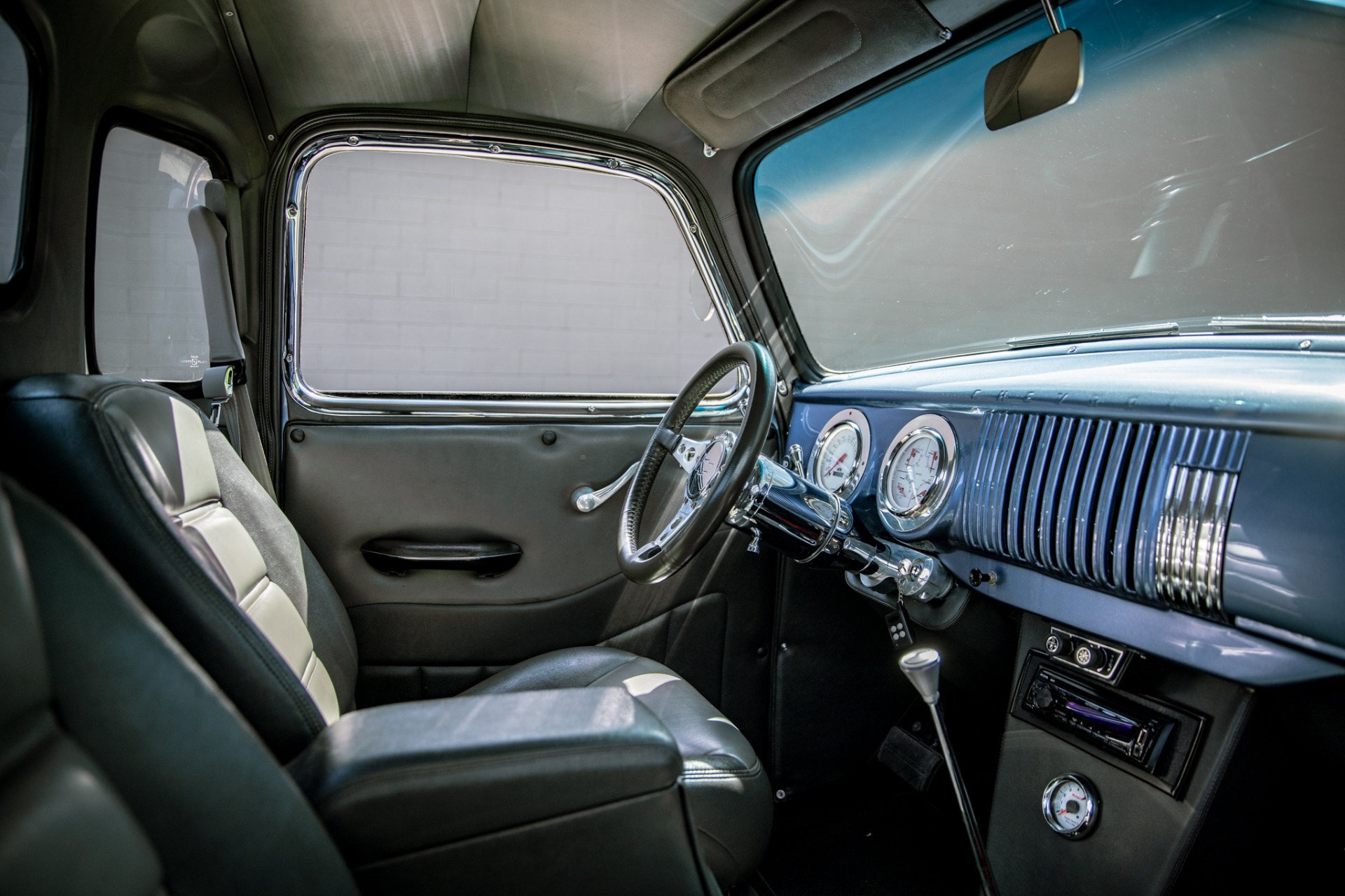 Chevrolet-Pickup-1955-Blueberry-Metallic-Gray-16