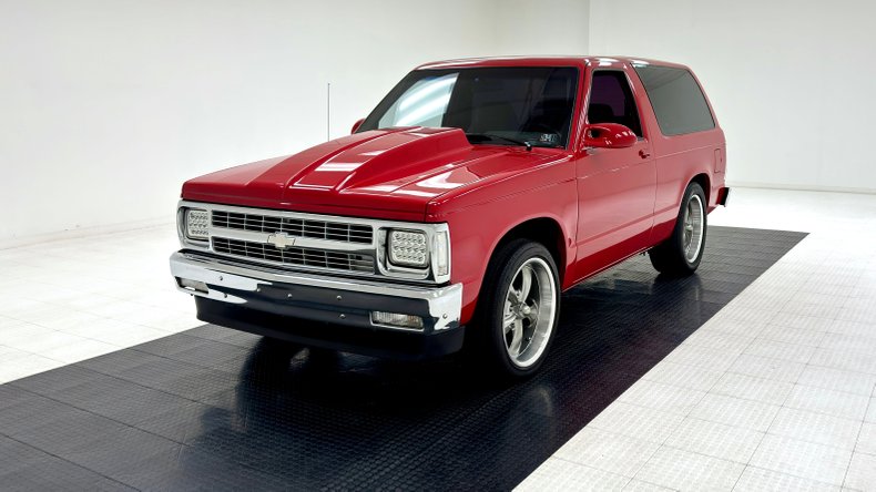 Chevrolet-S-10-1989-Bright-Red-Red