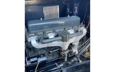 Chevrolet-Sedan-delivery-1930-Manganese-Blue-Varnished-Oak-8