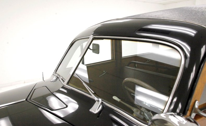 Chevrolet-Special-deluxe-1940-Black-Saddle-2