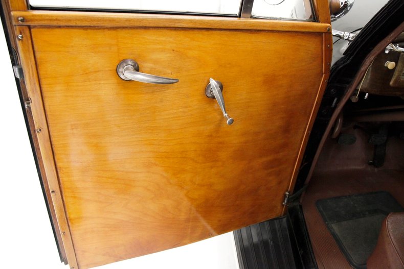 Chevrolet-Special-deluxe-1940-Black-Saddle-25