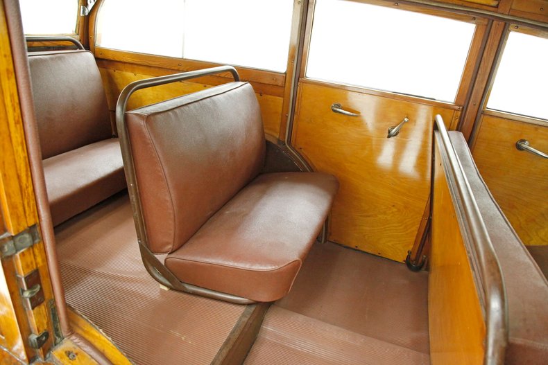 Chevrolet-Special-deluxe-1940-Black-Saddle-35