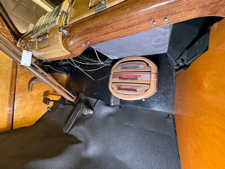 Chevrolet-Special-deluxe-1940-Ridge-Green-Metallic-Black-45