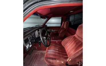 Chevrolet-Ss-454-1990-Black-Red-10