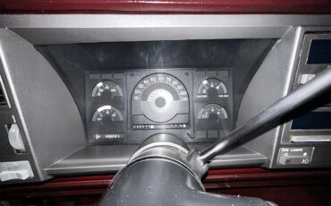 Chevrolet-Ss-454-1990-Black-Red-9