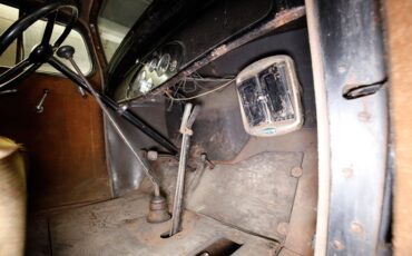 Chevrolet-Standard-1934-Black-Tan-42