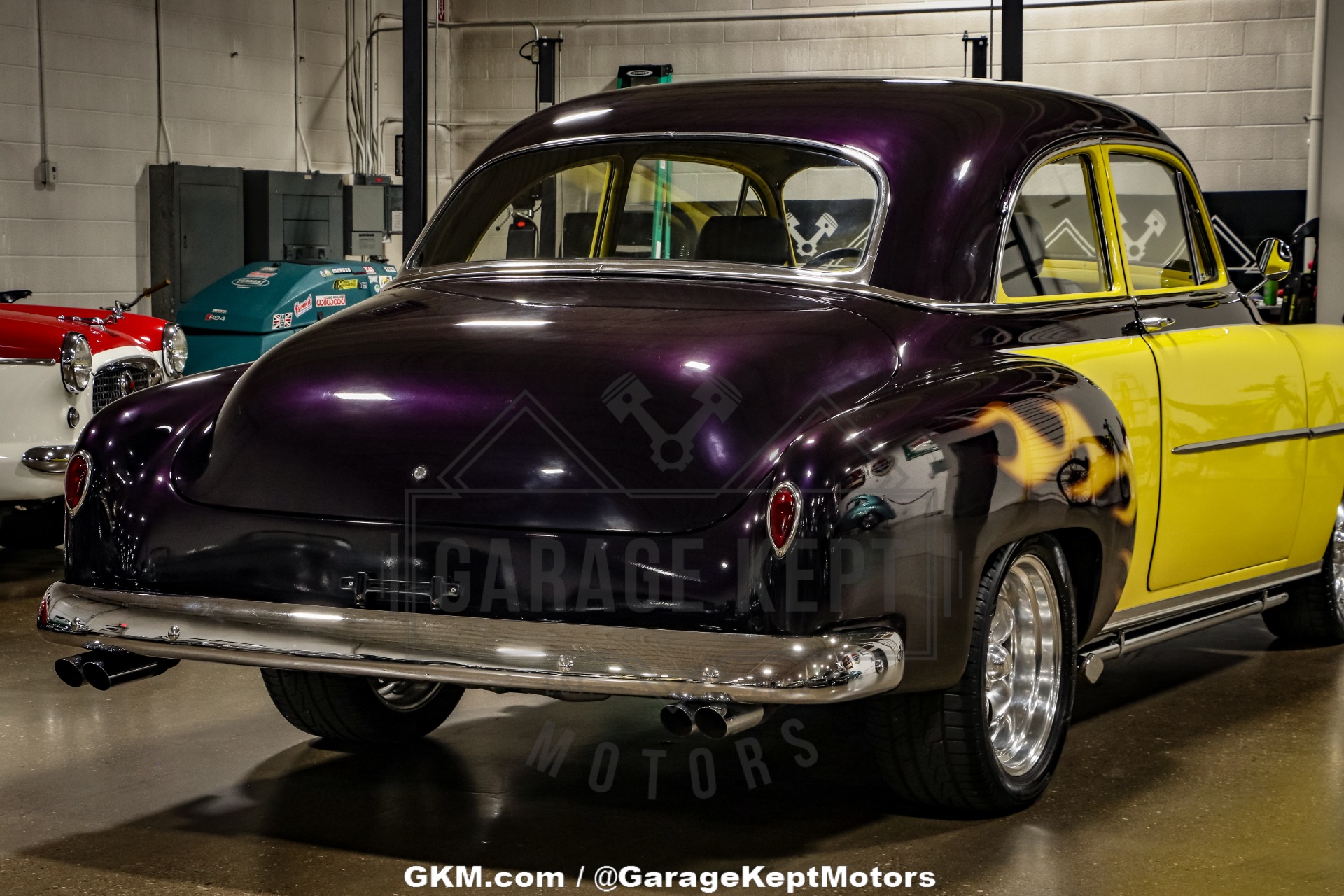 Chevrolet-Styleline-1952-Yellow-Black-11