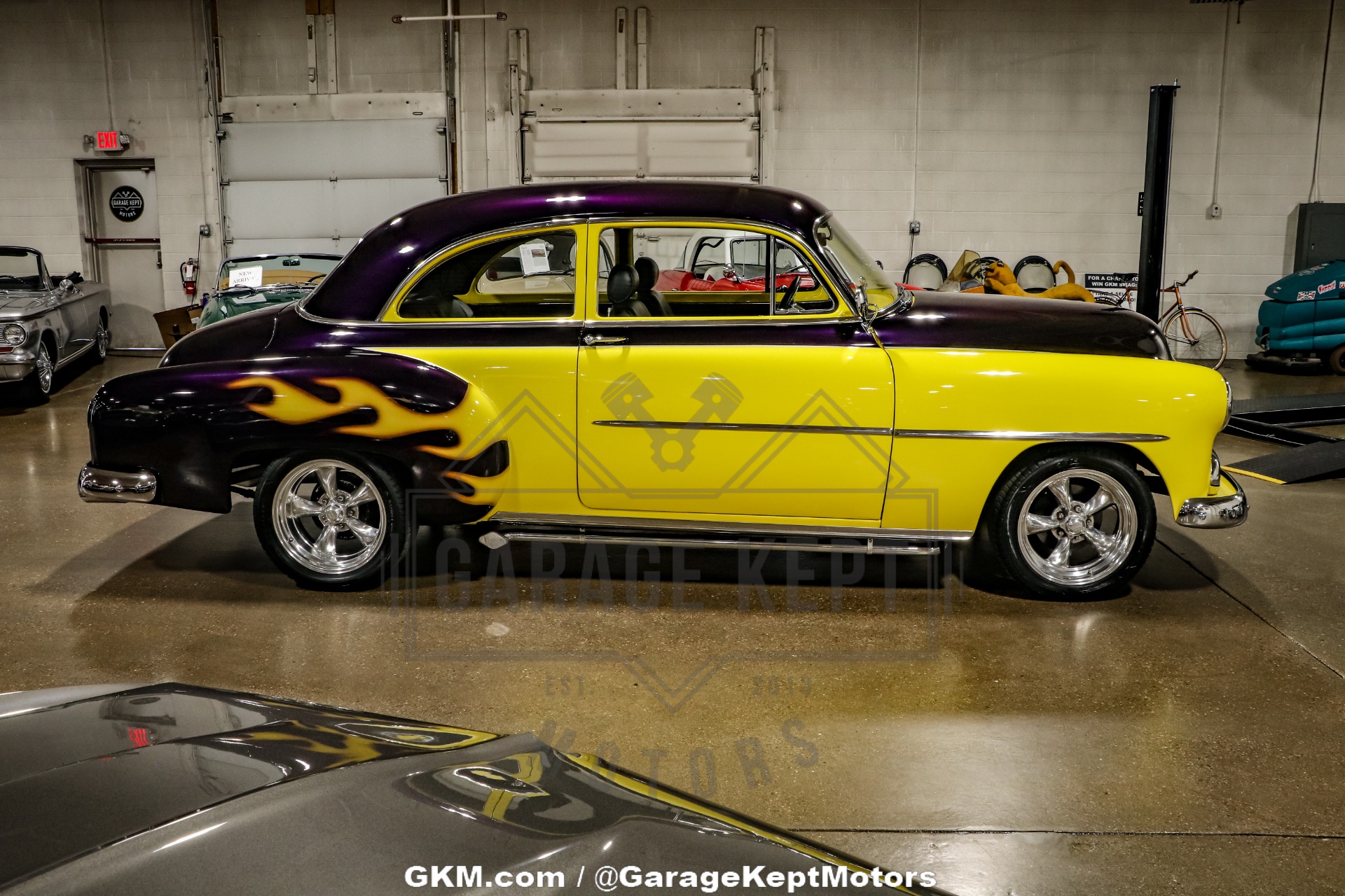 Chevrolet-Styleline-1952-Yellow-Black-4