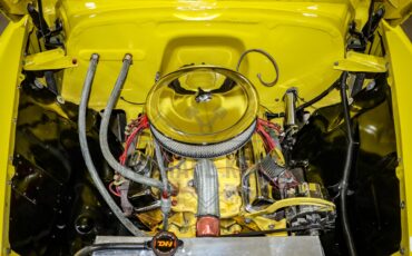 Chevrolet-Styleline-1952-Yellow-Black-42