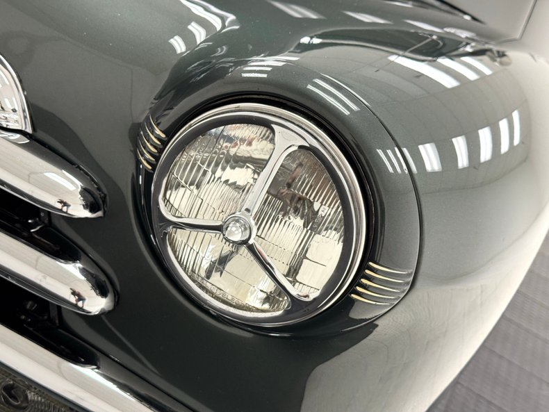 Chevrolet-Stylemaster-1948-Steel-Green-Metallic-Tan-16