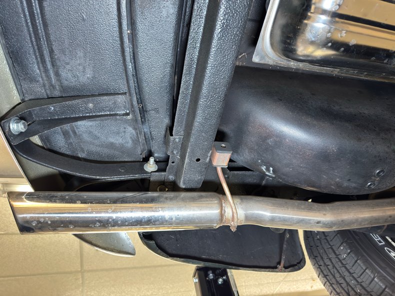 Chevrolet-Stylemaster-1948-Steel-Green-Metallic-Tan-4