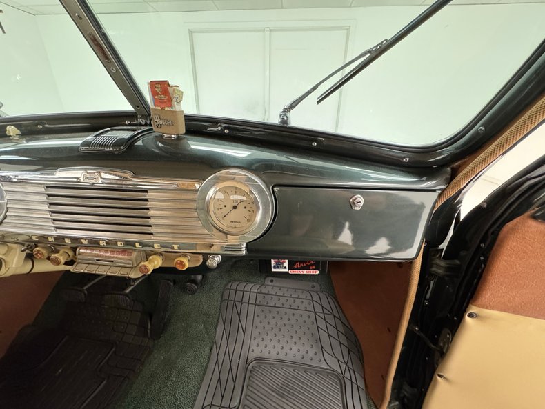 Chevrolet-Stylemaster-1948-Steel-Green-Metallic-Tan-46