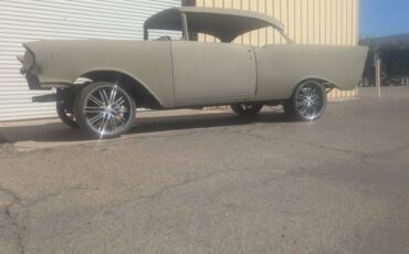 Chevrolet-bel-air-1957-10